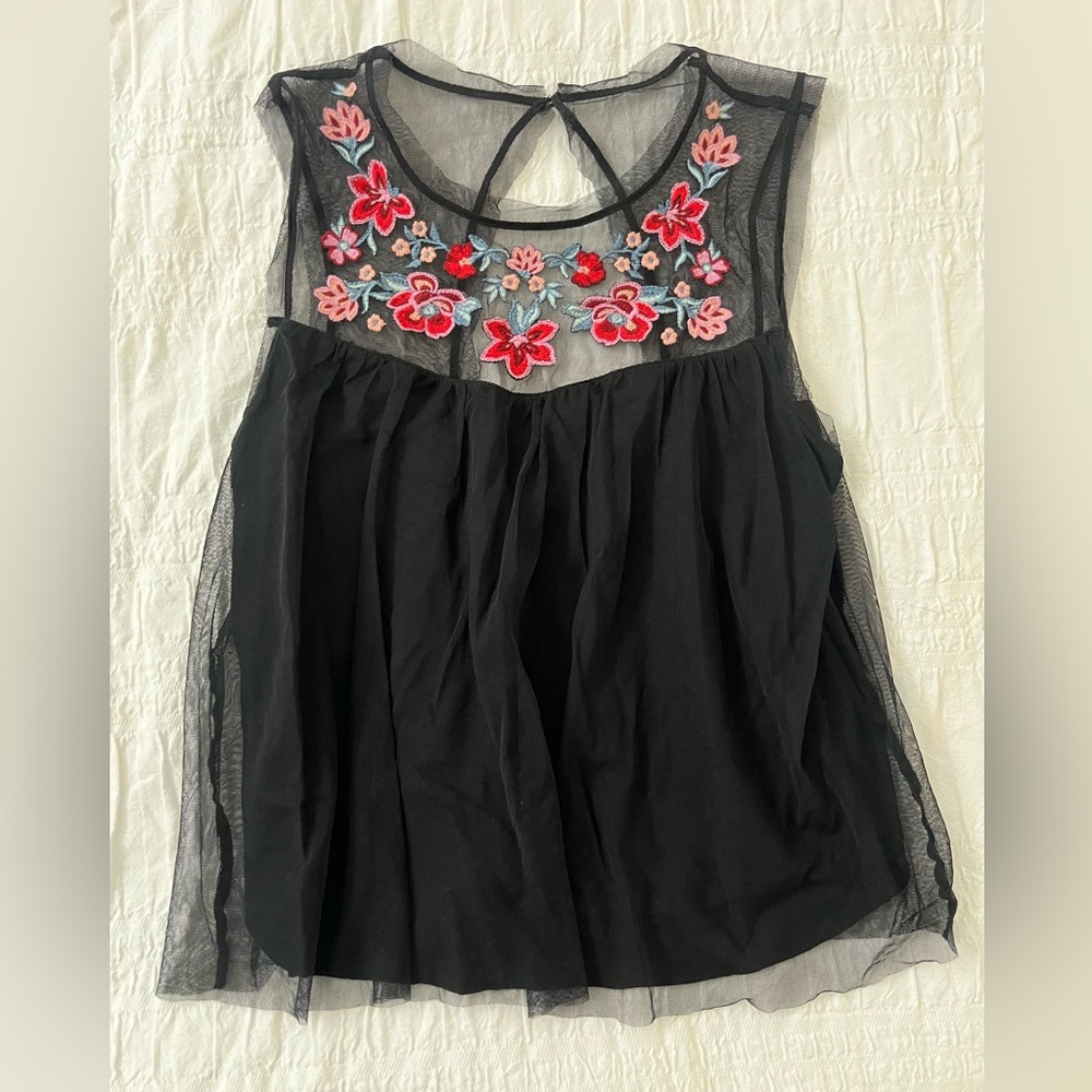 Embroidered tank